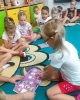 CZYTANIE NA DYWANIE