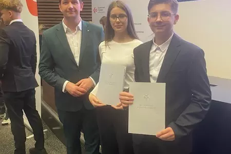 LAUREACI WOJEWÓDZKICH KONKURSÓW PRZEDMIOTOWYCH