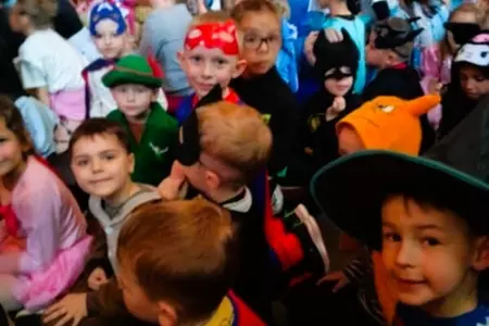 Korowód Baśni i Bajek