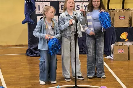 Power Girls na turnieju językowym