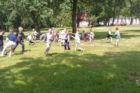Czytanie na polanie