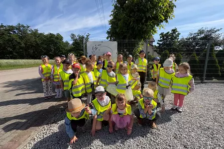 Spacer edukacyjny przedszkolaków