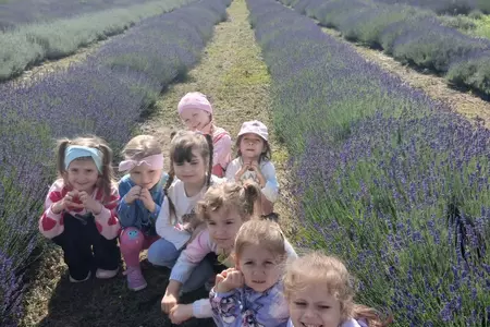 Spacer edukacyjny przedszkolaków