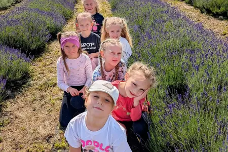 Spacer edukacyjny przedszkolaków